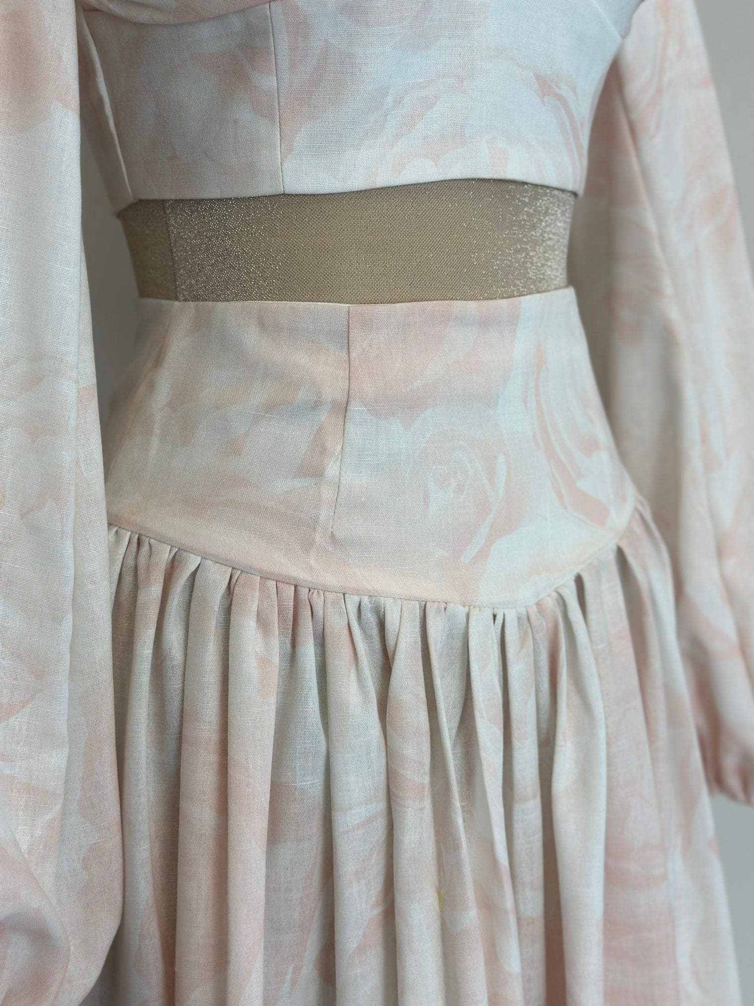 Maison de Rosé – Linen Edition