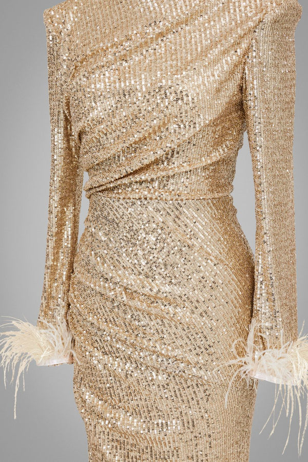 goldiges Paillettenkleid mit langen Ärmeln, Federn an den Bündchen