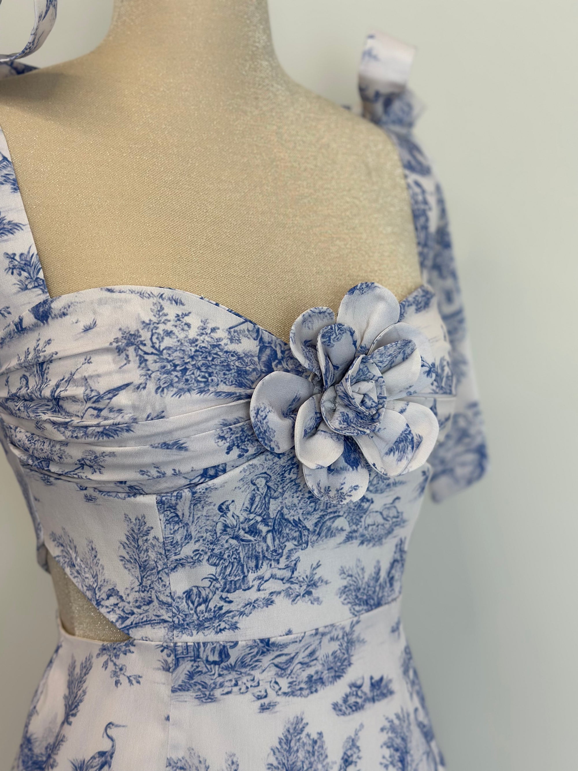 Valentina Dress